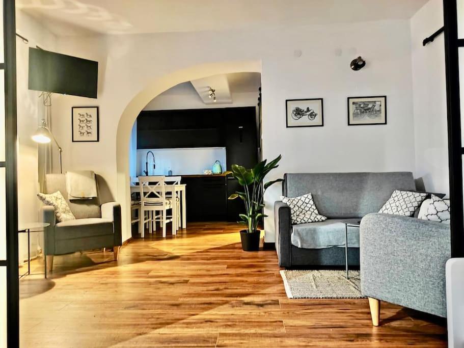 Loft W Starej Wozowni Apartamento Krynica Zdroj Exterior foto