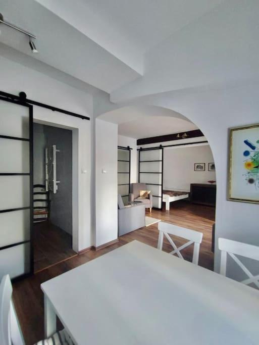 Loft W Starej Wozowni Apartamento Krynica Zdroj Exterior foto